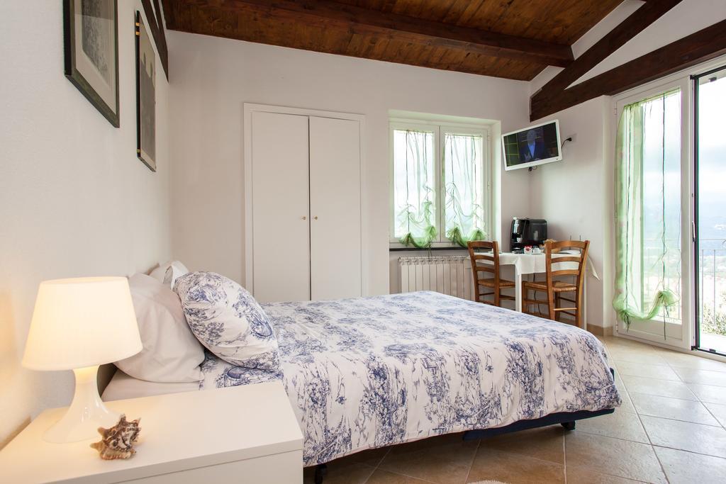 Agri Bed - L'Affittacamere In Collina - Guest Room On The Hill Lavagna Exteriér fotografie